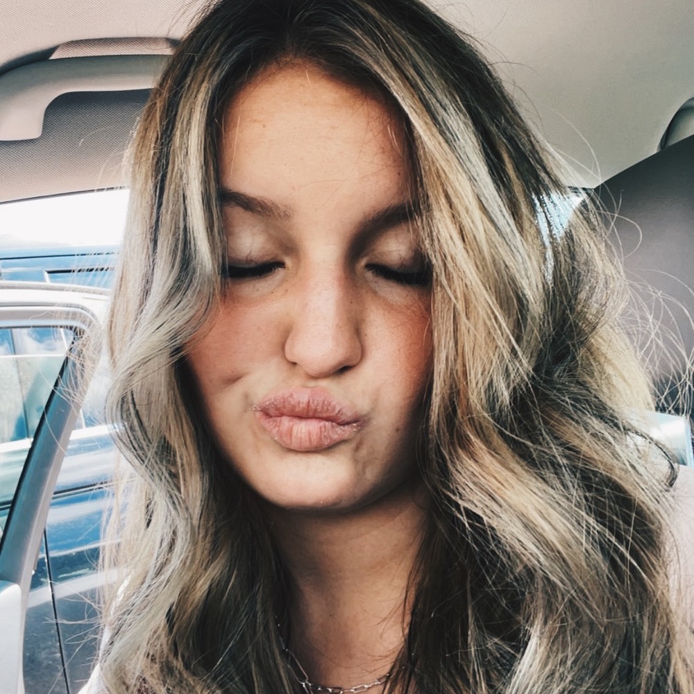 Meet your Posher, Ashlyn